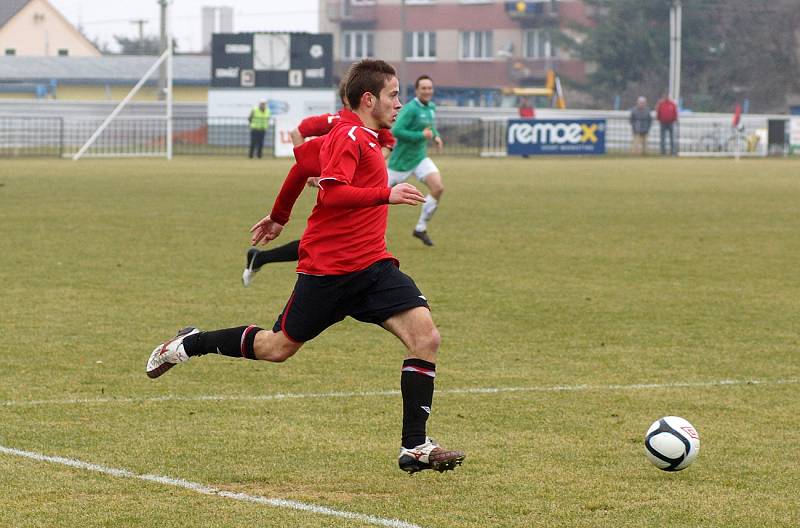 Z utkání 1. jarního kola ČFL: MFK Chrudim – Loko Vltavín 3:1 (3:1).