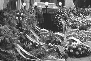 Připomínáme si 54 let od tragického protestu Jana Palacha. Fotografie z pohřbu poskytl redakci pan Josef Krám. 