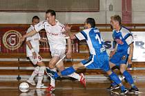 Era-Pack Chrudim si díky vítězství 3:2 nad Torfem Pardubice ve druhém čtvrtfinále I. futsalové ligy zajistil postup do dalších bojů.