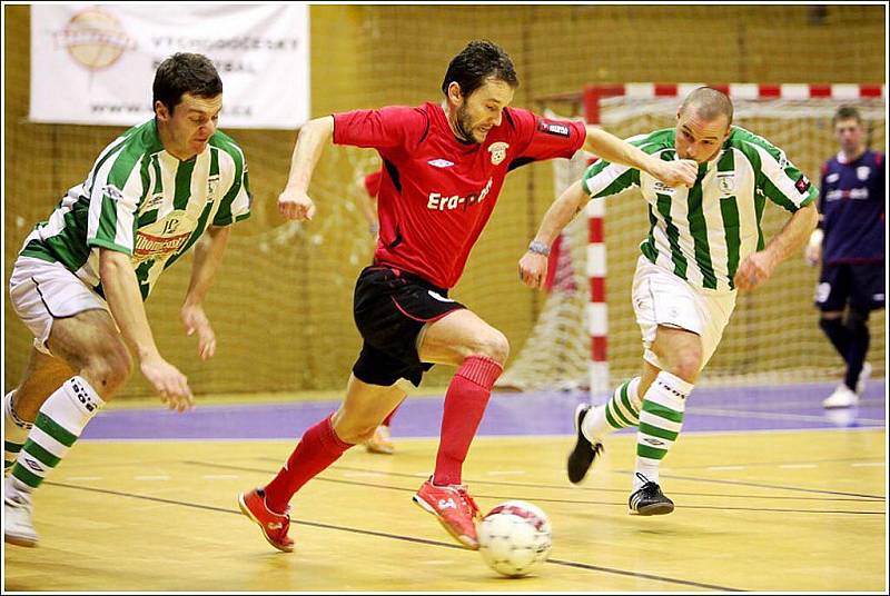 Ve 20. kole Jetbull futsal ligy porazil Era-Pack Chrudim  na domácí palubovce Bohemians 1905 Praha.