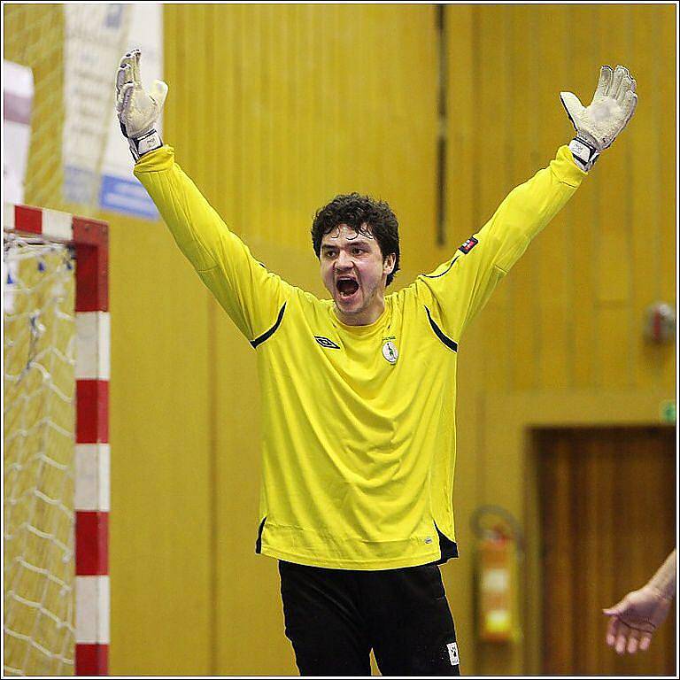 Ve 20. kole Jetbull futsal ligy porazil Era-Pack Chrudim  na domácí palubovce Bohemians 1905 Praha.