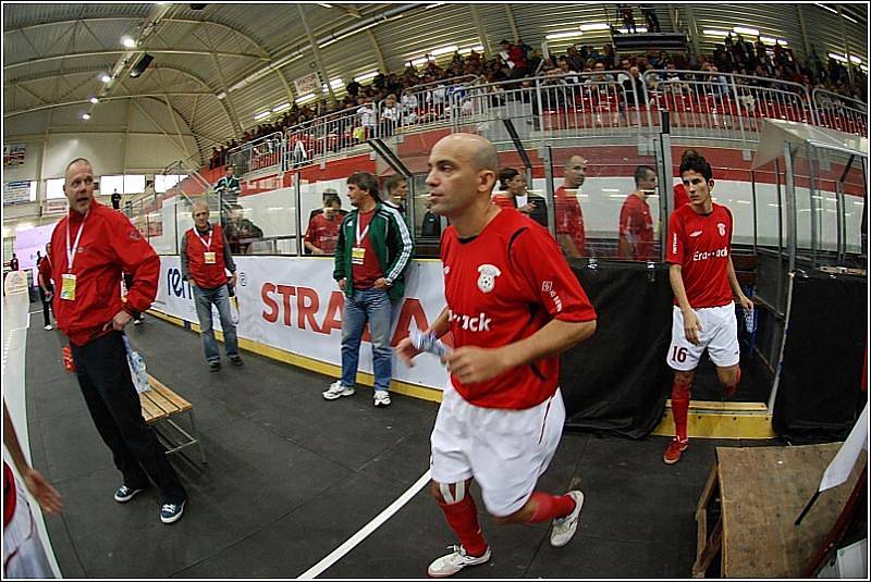 Era–Pack Chrudim prohrál v závěrečném utkání základní skupiny UEFA Futsal Cupu s Iberia Star Tbilisi 0:5 a ve skupině tak obsadil druhé postupové místo.