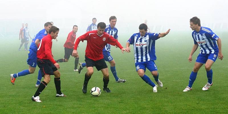 Z utkání ČFL MFK Chrudim - Roudnice nad Labem 1:2.