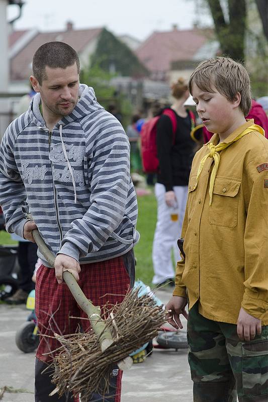 Pálení čarodějnic ve Slatiňanech.