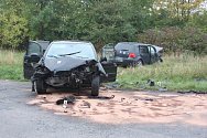 Řidič osobního vozu Mitsubishi měl zkraje října 2013 způsobit mezi Chrudimí a Vlčnovem dopravní nehodu, když nedal přednost vozidlu VW Golf, jehož řidička byla při srážce zraněna.