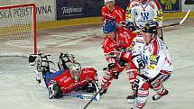Hokejisté HC Chrudim (v bílém) prokázali v přípravě proti Pelhřimovu velmi dobrou formu.