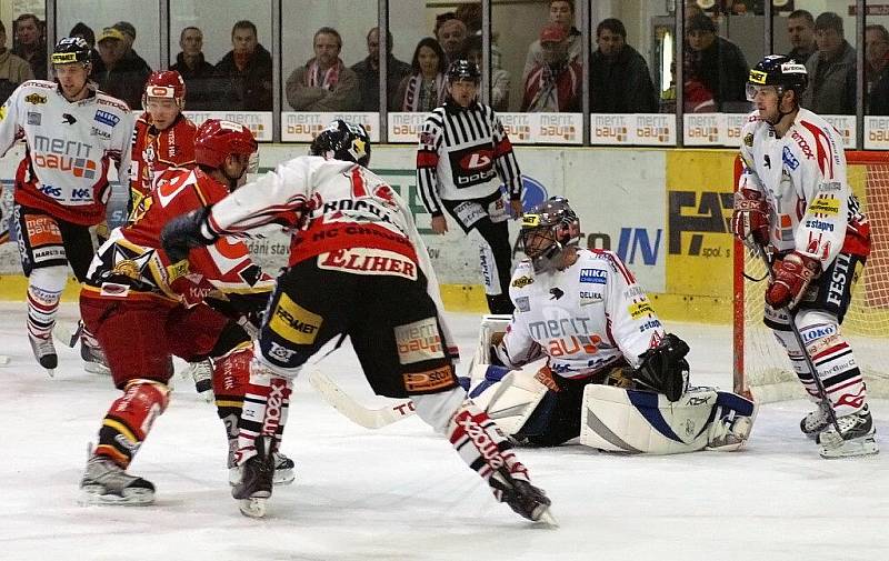 Z hokejového derby HC Chrudim - VCES Hradec Králové.