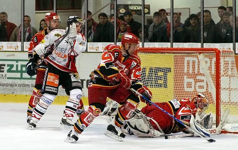 Z hokejového derby HC Chrudim - VCES Hradec Králové.