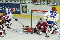 Repríza posledního finále extraligy mezi Pardubicemi a Spartou při Tipsport Hockey Cupu na chrudimském zimním stadionu.