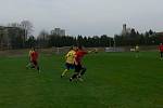 Přímý souboj o druhou příčku divizní tabulky přinesl kvalitní fotbal, který nakonec skončil dělbou bodů.  AFK Chrudim – FC Velim 2:2 (2:1).