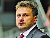 František Tichý je předsedou FK Chrudimi už od jeho založení a je tučným písmem podepsán pod úspěchy tohoto velikána.