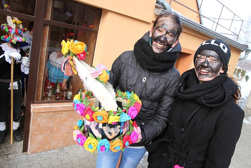 Masopustní obchůzka ve Vortové u Hlinska.