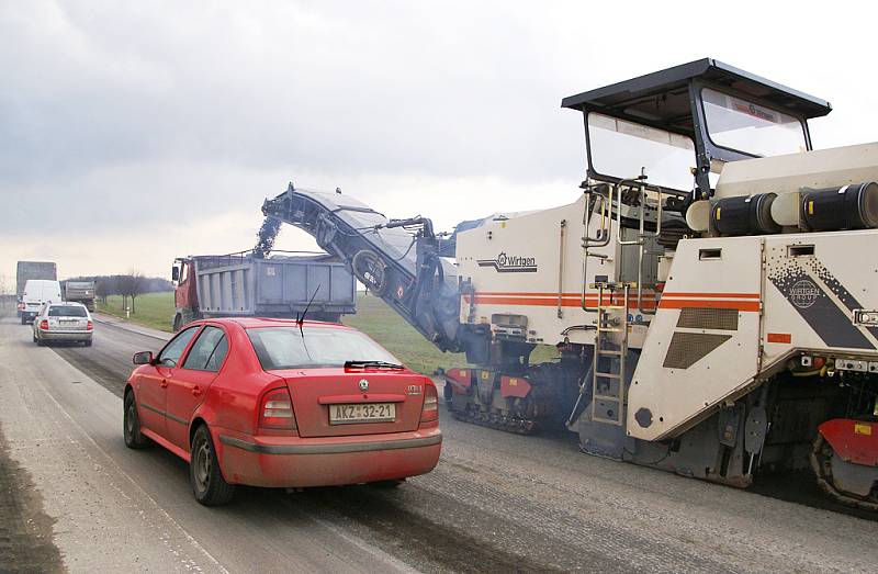 Silnice I17 mezi Chrudimí a Hrochovým Týncem bude uzavřena kvůli opravám,