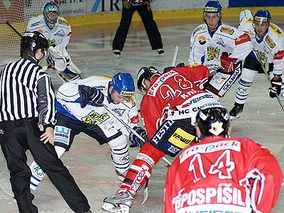 HC Chrudim porazila Velké Meziříčí 7:2.