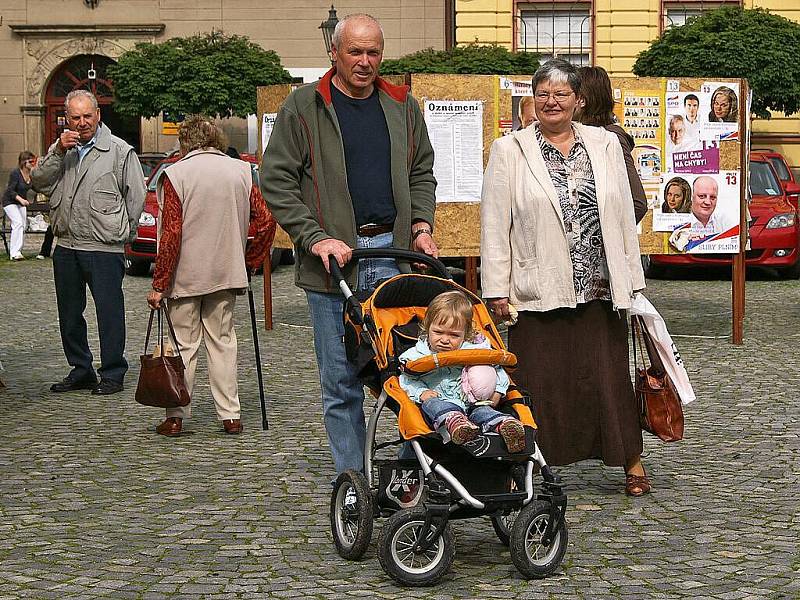 Oslava výročí narození Viktorina Kornela ze Všehrd se nesla v zábavném duchu.