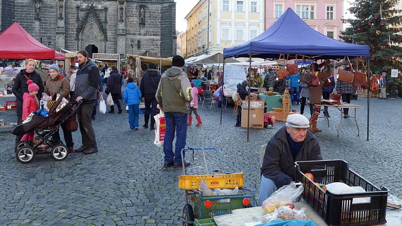 Mikulášský jarmark na Resslově náměstí