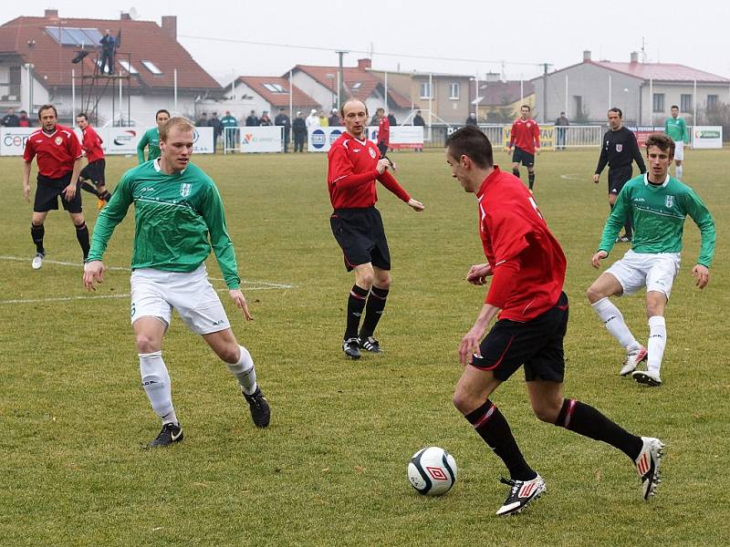 Z utkání 1. jarního kola ČFL: MFK Chrudim – Loko Vltavín 3:1 (3:1).