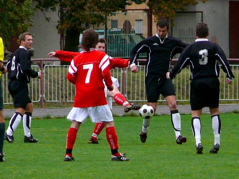 I. A třída viděla okresní derby Slatiňany – SK Chrudim 2:0.