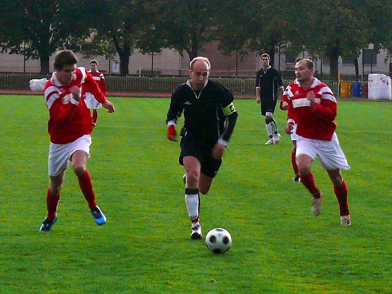 I. A třída viděla okresní derby Slatiňany – SK Chrudim 2:0.