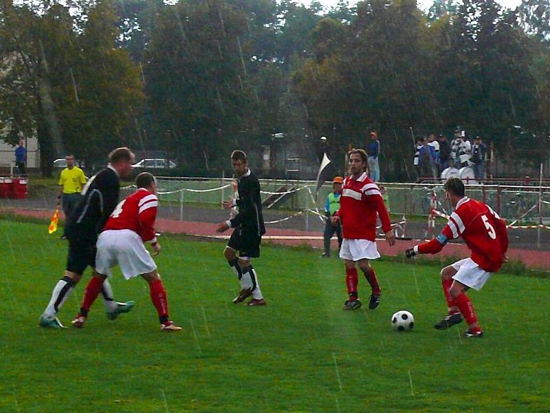 I. A třída viděla okresní derby Slatiňany – SK Chrudim 2:0.