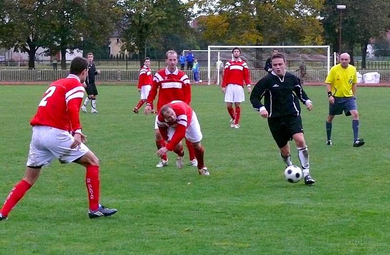 I. A třída viděla okresní derby Slatiňany – SK Chrudim 2:0.