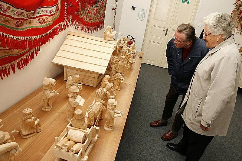 V hlineckém Muzeu byla otevřena výstava betlémů.
