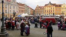 Masopustní obchůzku v Chrudimi obstaral tradičně folklorní soubor Kohoutek.