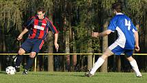 Z fotbalového utkání III. třídy Načešice B – Tuněchody 0:1.