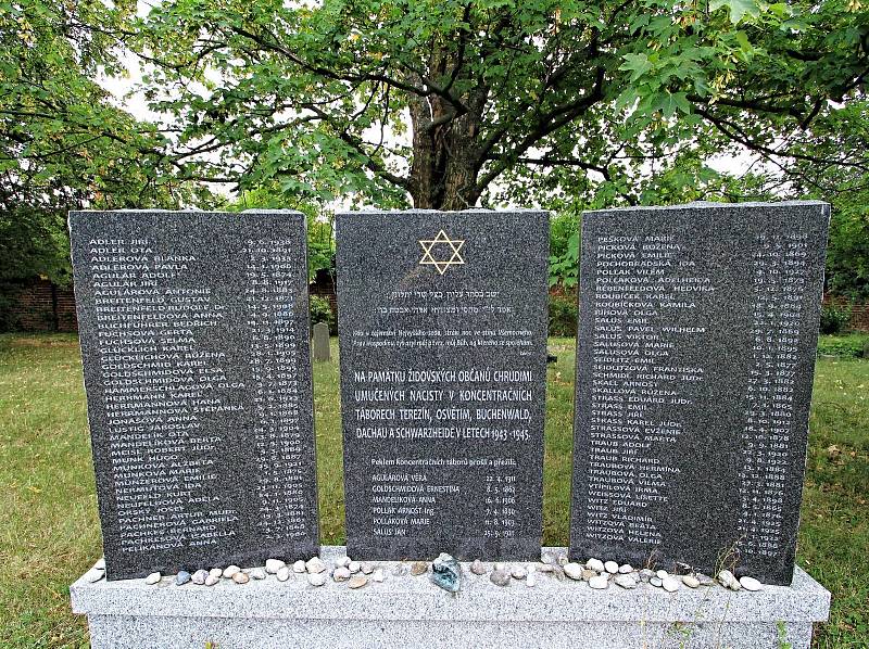 Osmdesát chrudimských židů se konce války nedočkalo.
