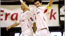 Na úvod kalendářního roku 2011 v Jetbull Futsal lize hostili hráči mistrovského Era-Packu Chrudim tradičního soupeře - Slavii Praha