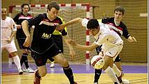 Na úvod kalendářního roku 2011 v Jetbull Futsal lize hostili hráči mistrovského Era-Packu Chrudim tradičního soupeře - Slavii Praha