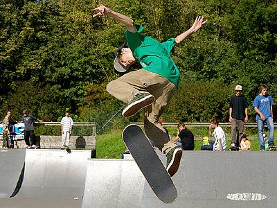 V chrudimském skateparku se proháněli borci při Skate Con Testu. 