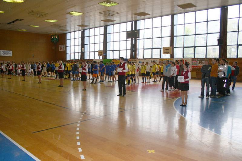 Hotelová škola Bohemia v Chrudimi pořádala další ročník fotbalového turnaje pro soukromé střední školy.