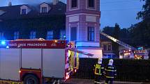 V noci na první září bojovali hasiči s rozsáhlým požárem, který vypukl v Domově pro seniory v Heřmanově Městci. 