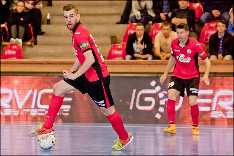 1. finále play-off CHANCE futsal ligy FK ERA-PACK Chrudim - FC Benago Zruč nad Sázaou