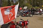 Doly Bikers uspořádali na trase Hlinsko - Pardubice oblíbenou Jarní motorkářskou jízdu.
