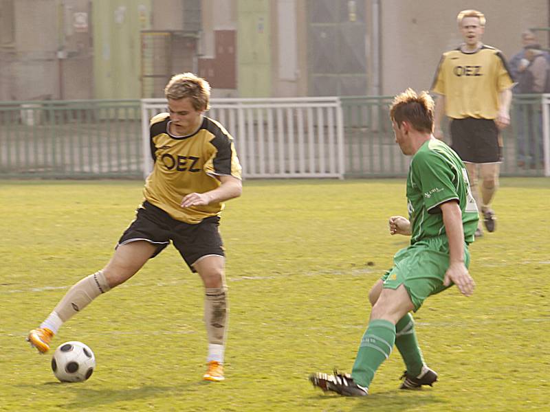 Hlinsko doma v dalším kole krajského přeboru Pardubicka porazilo rezervu Letohradu 3:1.