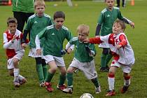 Na Den dětí si dalo v Hlinsku dostaveníčko šestnáct družstev fotbalových přípravek ročníku narození 2005 z celé České republiky, aby se utkali v Talent Cupu 2013.