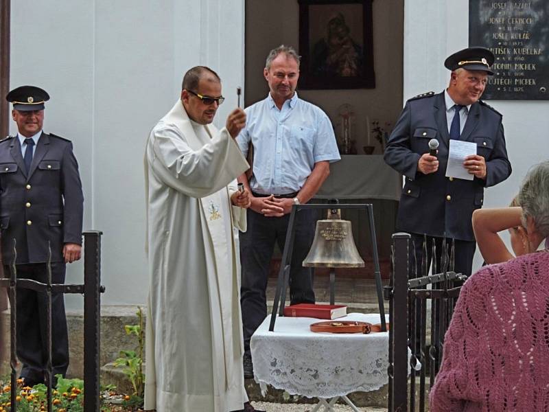 Kaplička v Trpišově má nový zvon