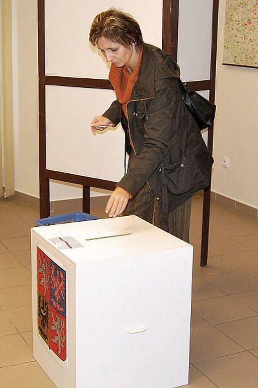 První den komunálních voleb 2010 v Nasavrkách.