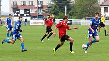 Z utkání MFK Chrudim – FK Králův Dvůr 2:1