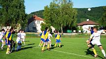 Z fotbalového utkání I. B třídy Třemošnice - Rozhovice 1:1.