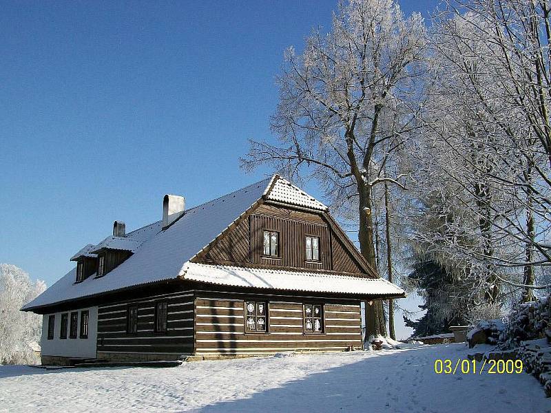 Zima ve Všeradově a okolí.