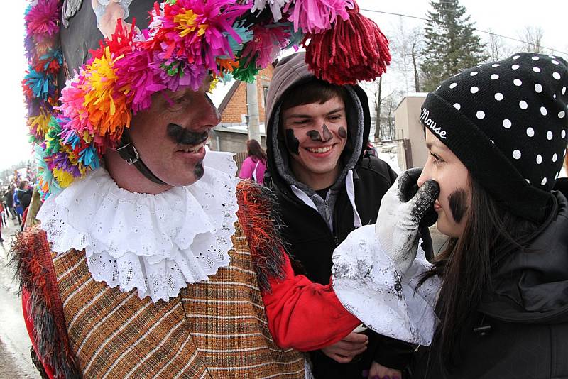 Masopustní obchůzka ve Vortové u Hlinska.