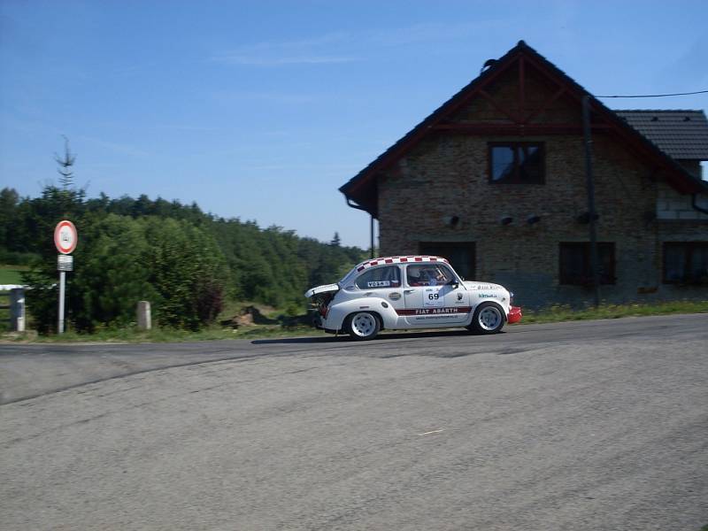 Z dvanáctého ročníku Mogul Rallye Železné hory.