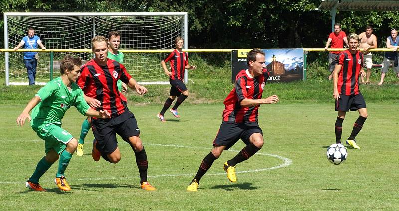 Z fotbalového utkání ČFL Karlovy Vary - MFK Chrudim 3:3.