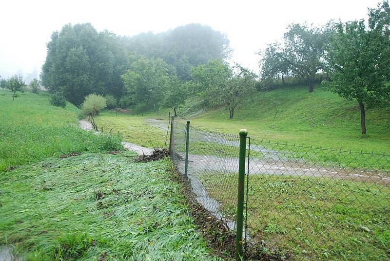 I na Třemošnicku občany potrápily záplavy.