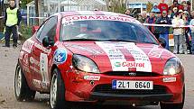 Pardubická rallye startovalal na Resselově náměstí v Chrudimi.