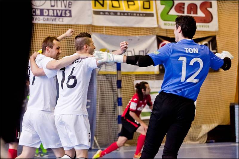 1. finále play-off CHANCE futsal ligy FK ERA-PACK Chrudim - FC Benago Zruč nad Sázaou