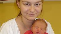 NATÁLIE BARTÁČKOVÁ (2,75 kg a 46 cm) tak se od 18.11. od 19:31 jmenuje prvorozená dcera Denisy a Jana z Pardubic.